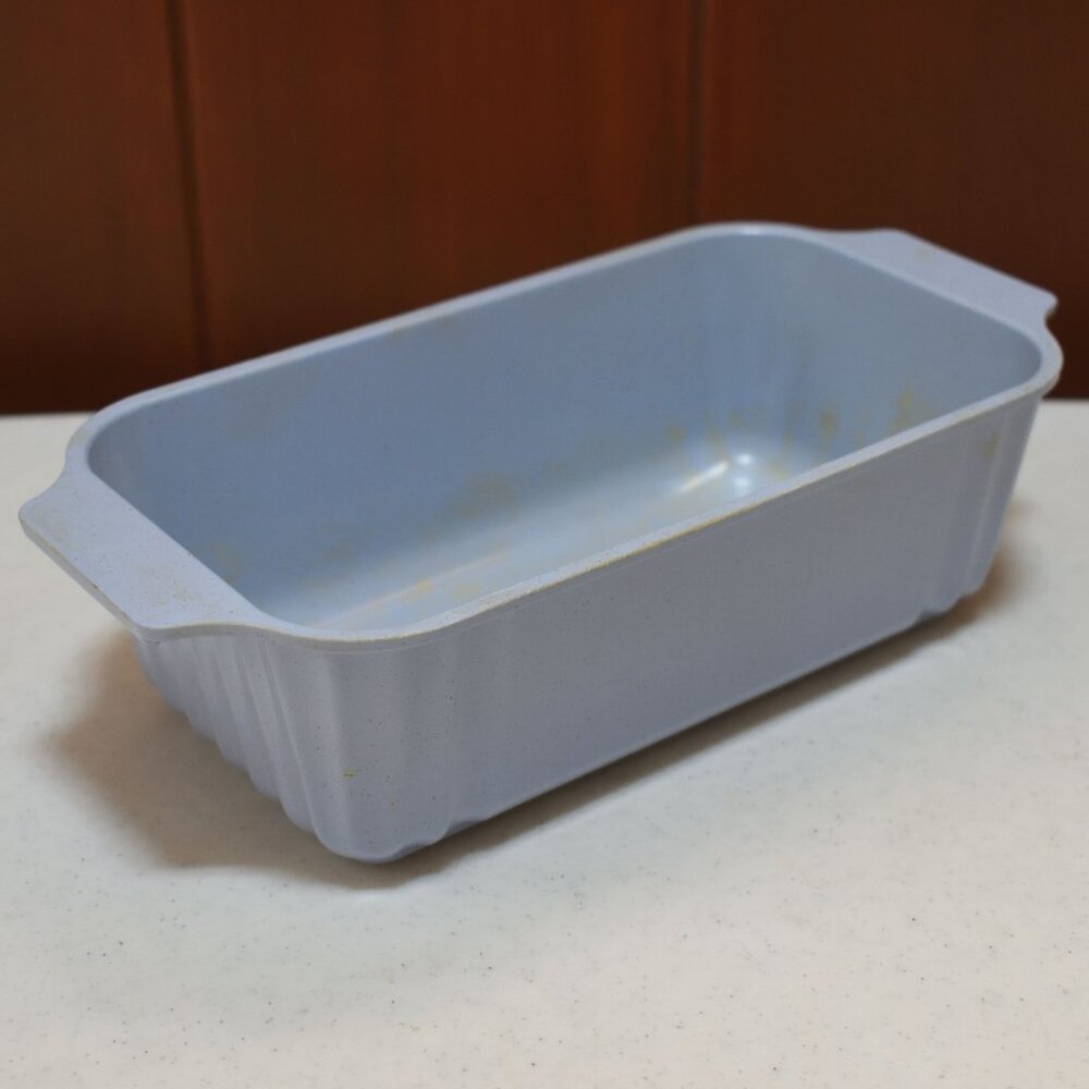 Nordic Ware Microwave Conventional Oven Loaf Pan Gray Baking Bread 4.5 x 8.375"